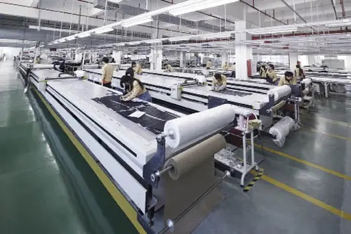 制衣廠如何選擇蒸汽發生器?蒸汽發生器哪個品牌好?